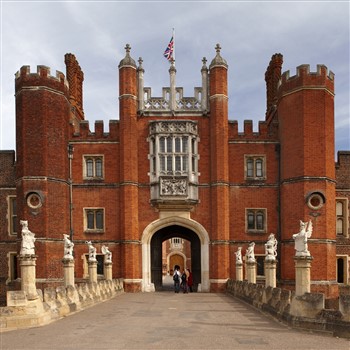 Hampton Court Palace
